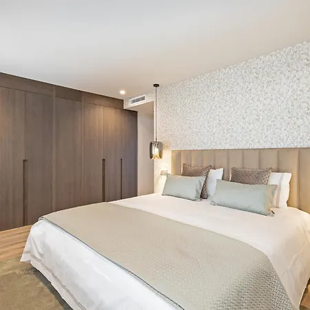 Molo Banus Seafront By Molo Residences *